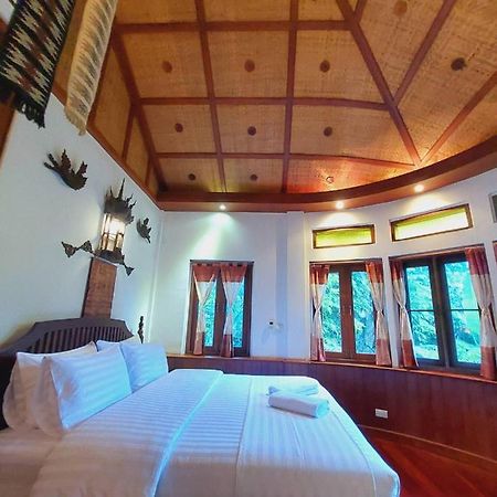 Avara Signature House Hotel Чиангмай Екстериор снимка