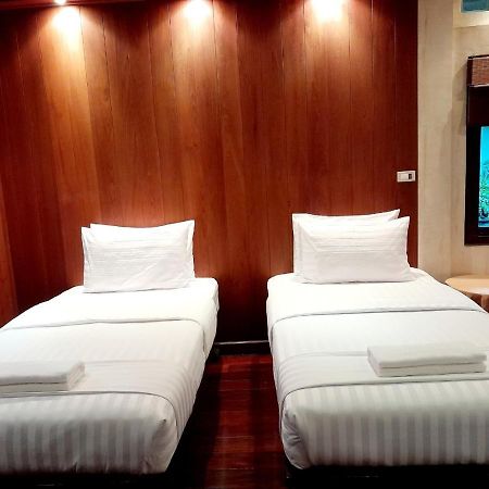 Avara Signature House Hotel Чиангмай Екстериор снимка