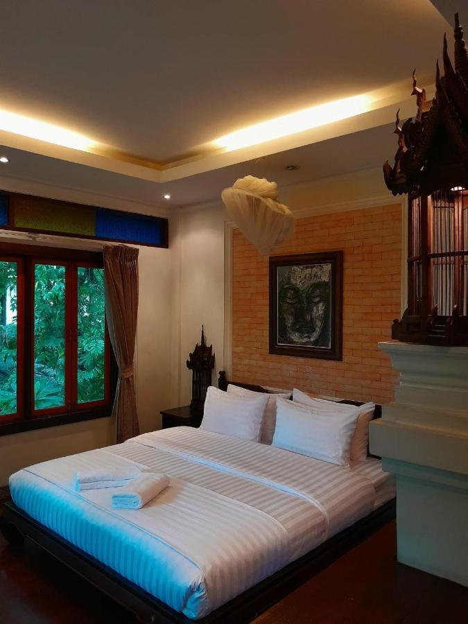 Avara Signature House Hotel Чиангмай Екстериор снимка
