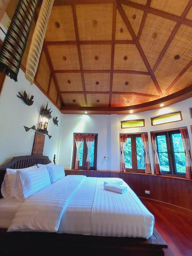 Avara Signature House Hotel Чиангмай Екстериор снимка