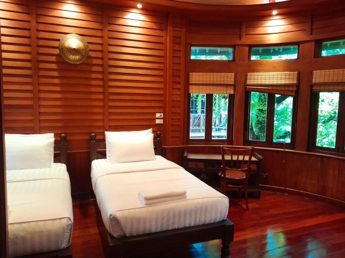 Avara Signature House Hotel Чиангмай Екстериор снимка