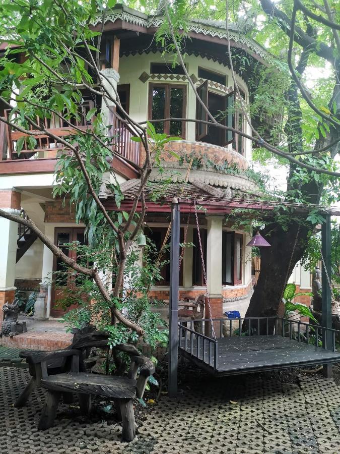 Avara Signature House Hotel Чиангмай Екстериор снимка